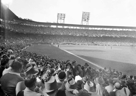Crowd at Game 7 Sportsman's Park, St. Louis